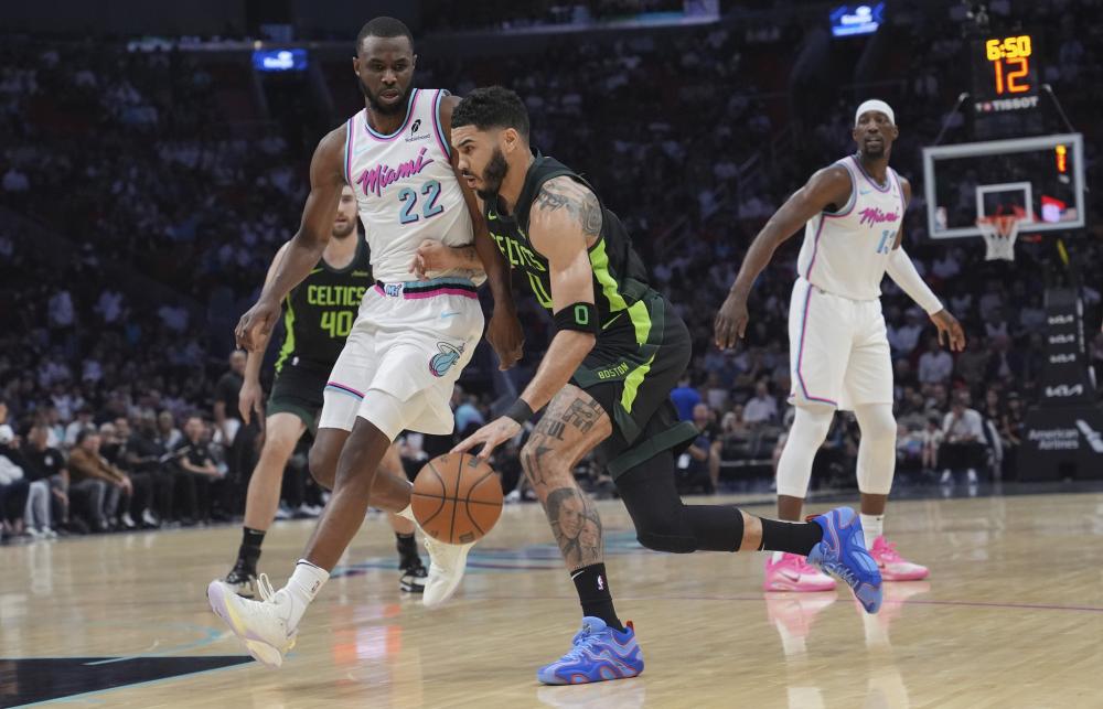 他在比赛中 他在比赛中